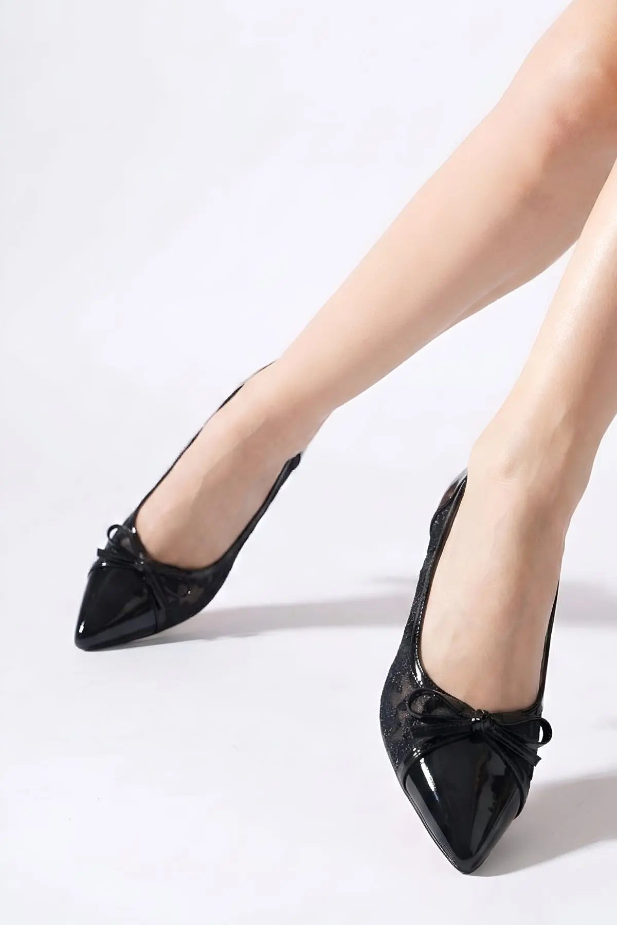 Siyah Rugan Çiçek Desenli Topuklu Ayakkabı 8CM - ASSORTIE SHOES