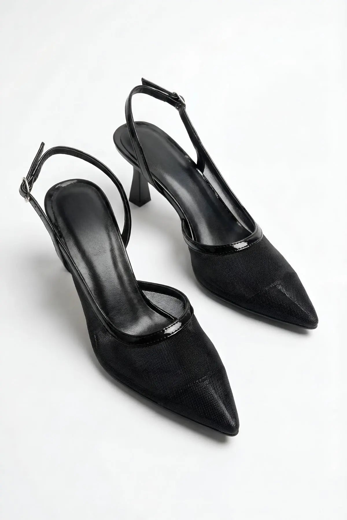 Siyah Arkası Açık Fileli Topuklu Ayakkabı 8 cm - ASSORTIE SHOES